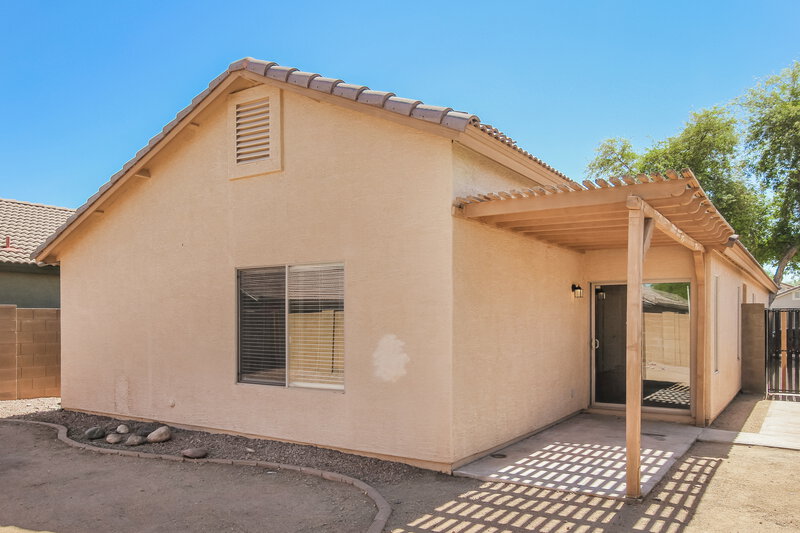 0/Mo, 11338 W Crestbrook Dr Surprise, AZ 85378 Rear View