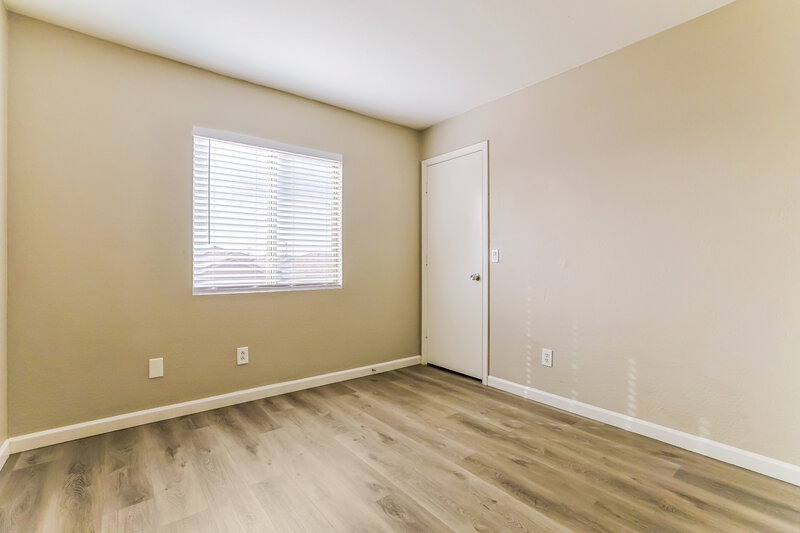 1,925/Mo, 12031 W Dahlia Dr El Mirage, AZ 85335 Bedroom View