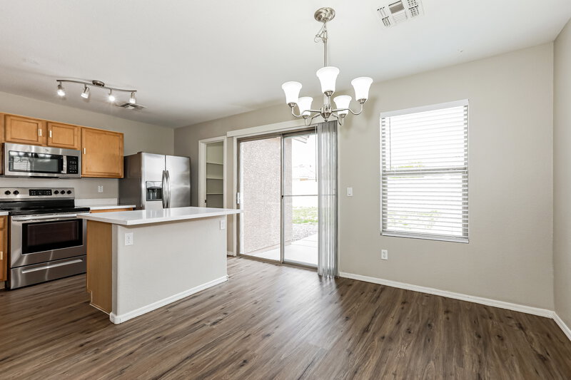 2,155/Mo, 8442 E Navarro Cir Mesa, AZ 85209 Dining Room View