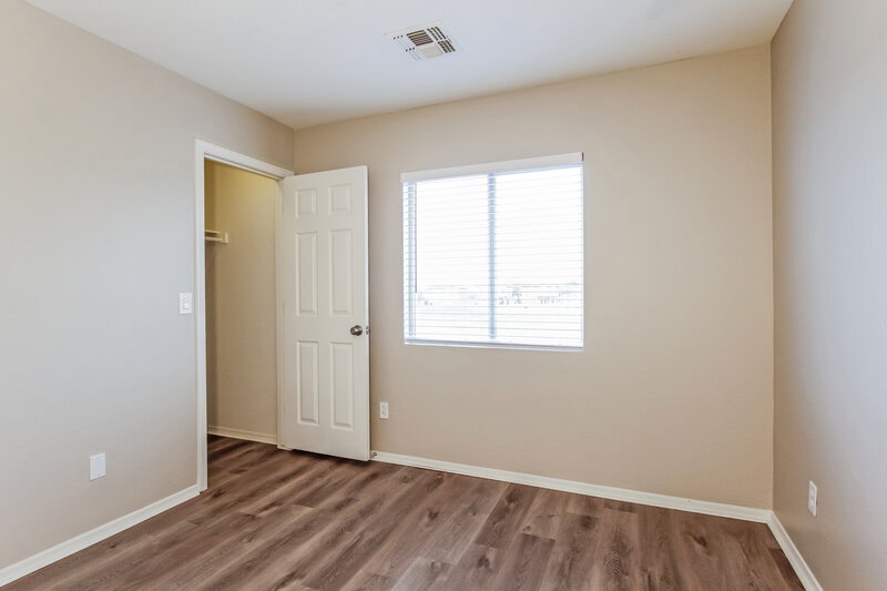 2,095/Mo, 48 S 226th Ln Buckeye, AZ 85326 Bedroom View 3