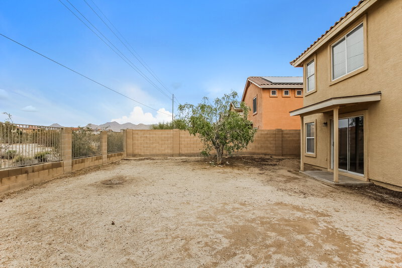 2,095/Mo, 48 S 226th Ln Buckeye, AZ 85326 Exterior View