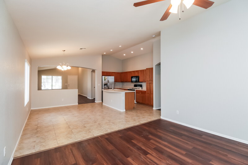 1,870/Mo, 1069 E Nardini St San Tan Valley, AZ 85140 Living Room View 2