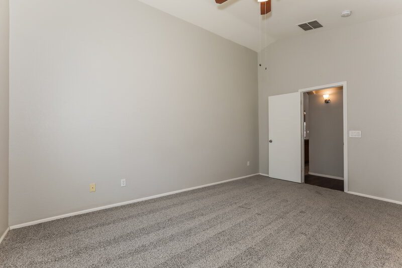 1,840/Mo, 1069 E Nardini St San Tan Valley, AZ 85140 Main Bedroom View 2