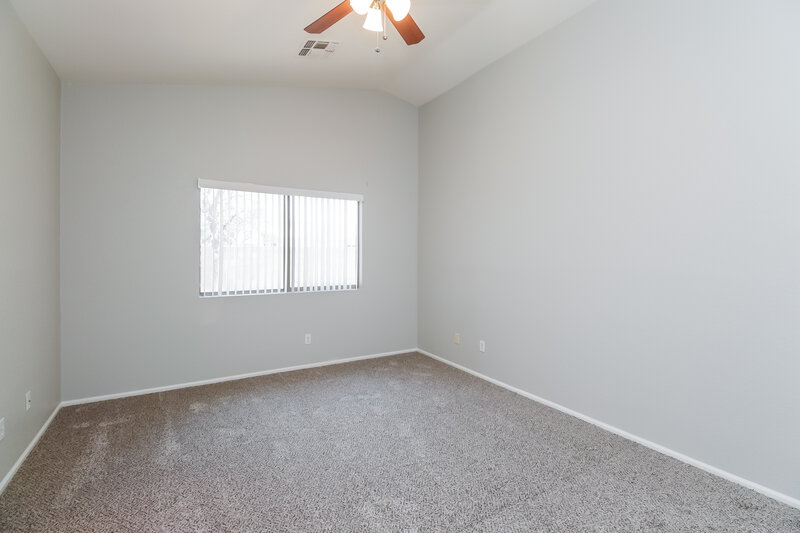 1,870/Mo, 1069 E Nardini St San Tan Valley, AZ 85140 Bedroom View 2