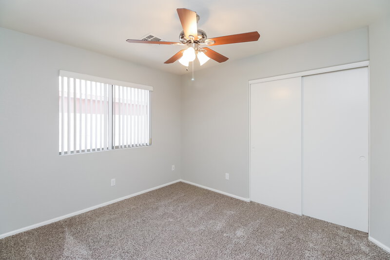 1,870/Mo, 1069 E Nardini St San Tan Valley, AZ 85140 Bedroom View 3
