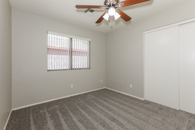 1,840/Mo, 1069 E Nardini St San Tan Valley, AZ 85140 Bedroom View 2