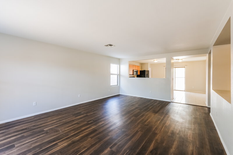1,680/Mo, 11815 W Columbine Dr El Mirage, AZ 85335 Living Room View 3