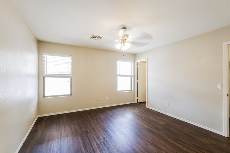 1,680/Mo, 11815 W Columbine Dr El Mirage, AZ 85335 Main Bedroom View