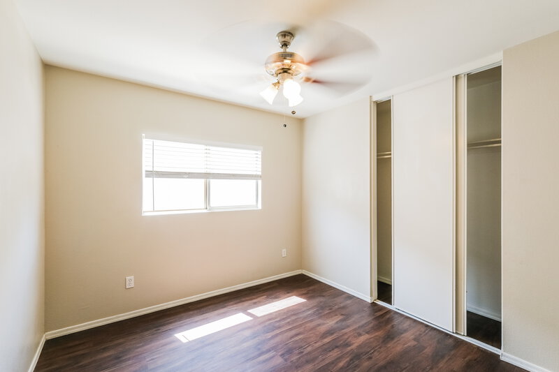 1,680/Mo, 11815 W Columbine Dr El Mirage, AZ 85335 Bedroom View 2