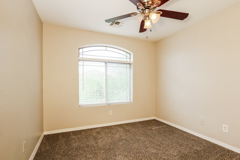 2,210/Mo, 12916 W Lawrence Ct Glendale, AZ 85307 Bedroom View 2