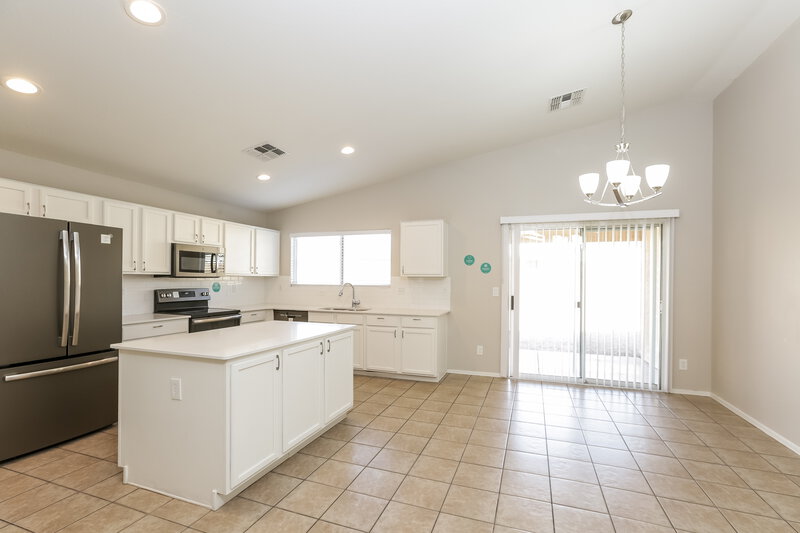2,085/Mo, 15188 W Monroe St Goodyear, AZ 85338 Kitchen View