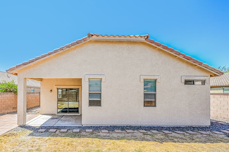 2,075/Mo, 16994 W Manchester Drive Surprise, AZ 85374 Rear View 2