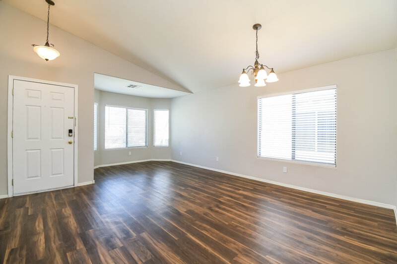 2,070/Mo, 3275 W Sunshine Butte Drive Queen Creek, AZ 85142 Living Room View