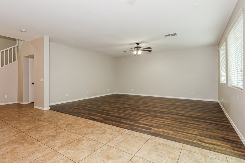 2,330/Mo, 7509 S 27th Way Phoenix, AZ 85042 Living Room View