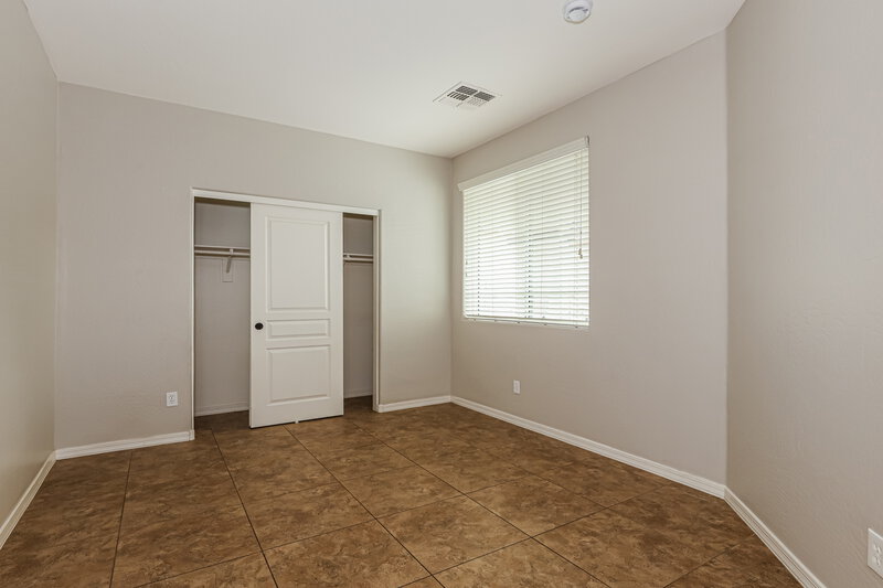 2,330/Mo, 7509 S 27th Way Phoenix, AZ 85042 Bedroom View 3