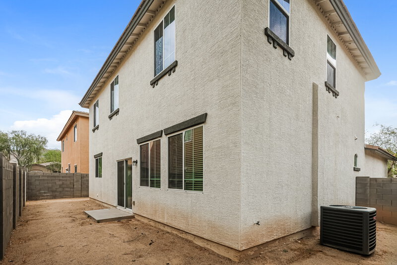 2,330/Mo, 7509 S 27th Way Phoenix, AZ 85042 Rear View