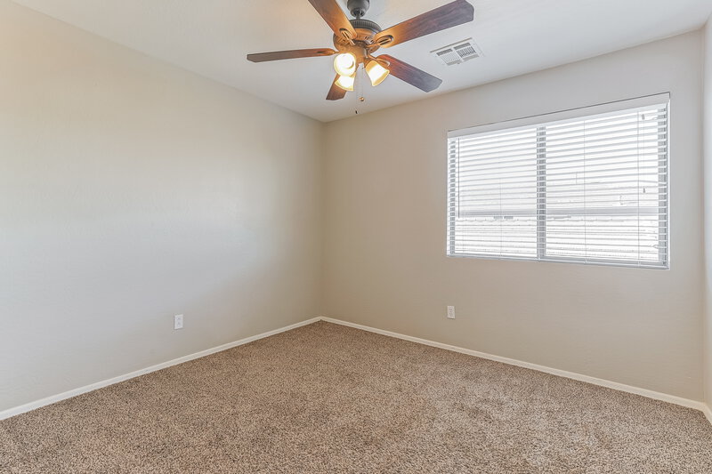 1,900/Mo, 1465 E Daniella Drive San Tan Valley, AZ 85140 Bedroom View 2