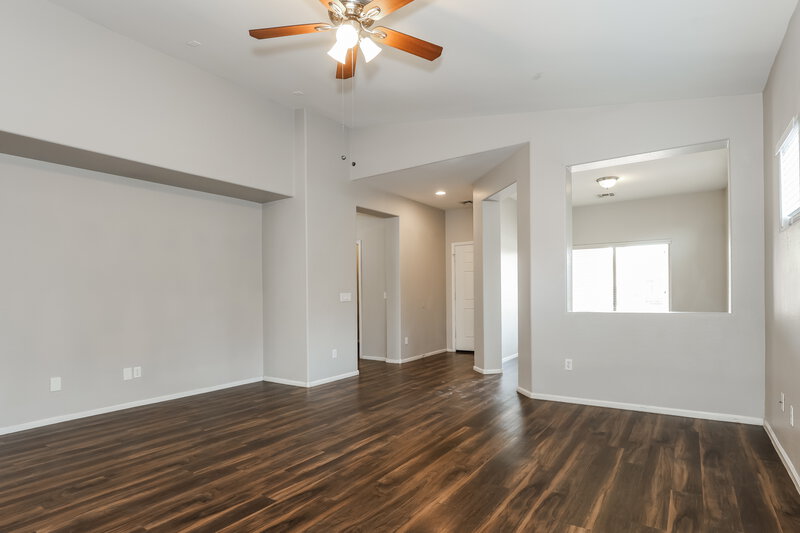 2,010/Mo, 7154 W Globe Avenue Phoenix, AZ 85043 Living Room View
