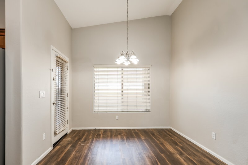 2,010/Mo, 7154 W Globe Avenue Phoenix, AZ 85043 Dining Room View