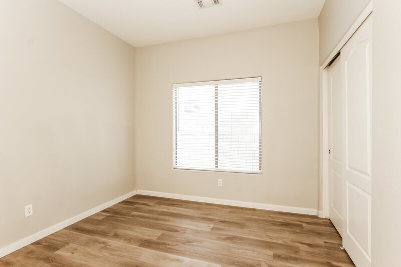 2,110/Mo, 7154 W Globe Avenue Phoenix, AZ 85043 Bedroom View 2