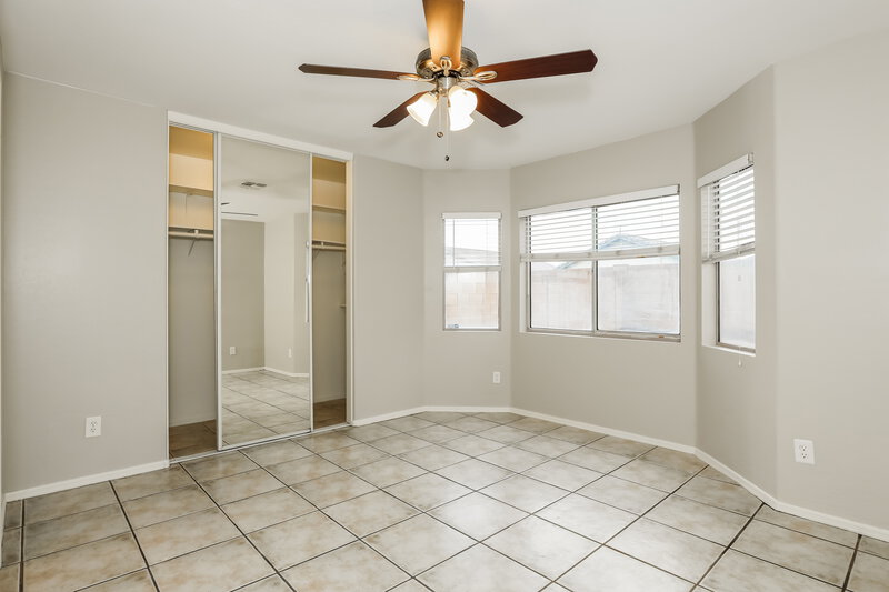 1,680/Mo, 12621 W Bloomfield Rd El Mirage, AZ 85335 Main Bedroom View