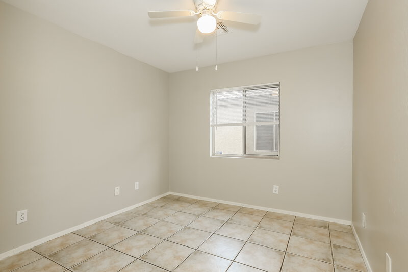 1,680/Mo, 12621 W Bloomfield Rd El Mirage, AZ 85335 Bedroom View 2