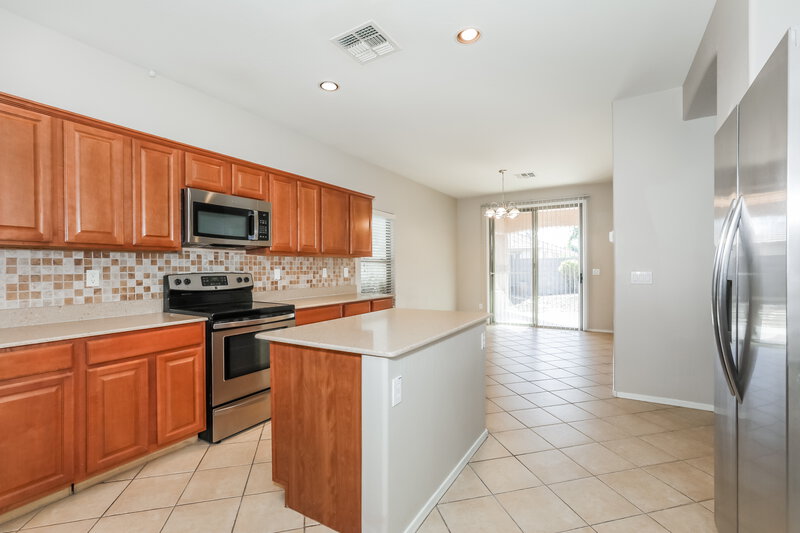 1,900/Mo, 21885 E Puesta Del Sol Queen Creek, AZ 85142 Kitchen View