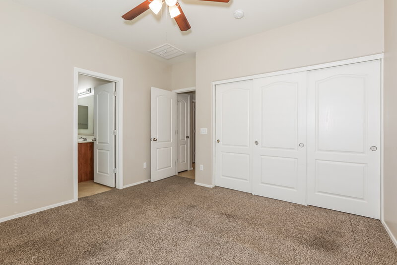 1,900/Mo, 21885 E Puesta Del Sol Queen Creek, AZ 85142 Main Bedroom View