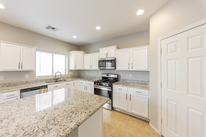 1,890/Mo, 19372 W Adams Street Buckeye, AZ 85326 Kitchen View 2