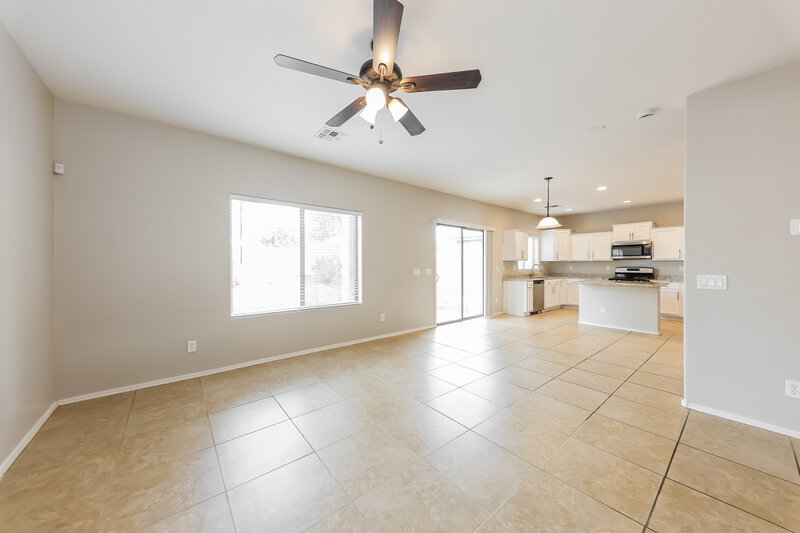 1,890/Mo, 19372 W Adams Street Buckeye, AZ 85326 Family Room View