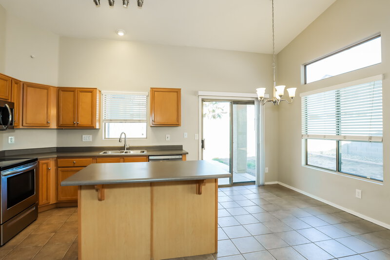 1,750/Mo, 13426 W Crocus Drive Surprise, AZ 85379 Kitchen View 3