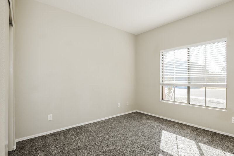 1,750/Mo, 13426 W Crocus Drive Surprise, AZ 85379 Bedroom View 2