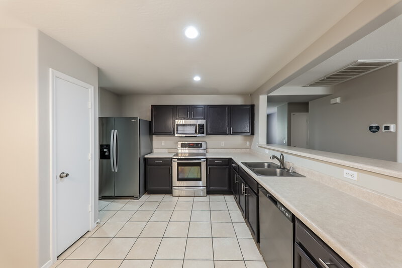 1,765/Mo, 16226 W Redfield Road Surprise, AZ 85379 Kitchen View