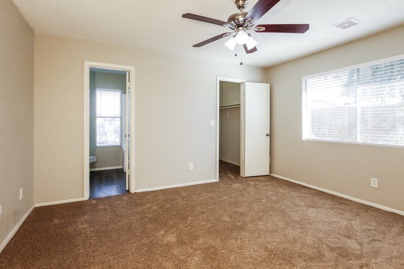 1,935/Mo, 6529 N 74th Drive Glendale, AZ 85303 Misc View 6