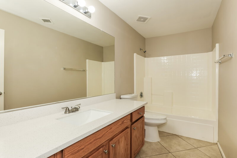 1,975/Mo, 2351 S 155th Lane Goodyear, AZ 85338 Bathroom View