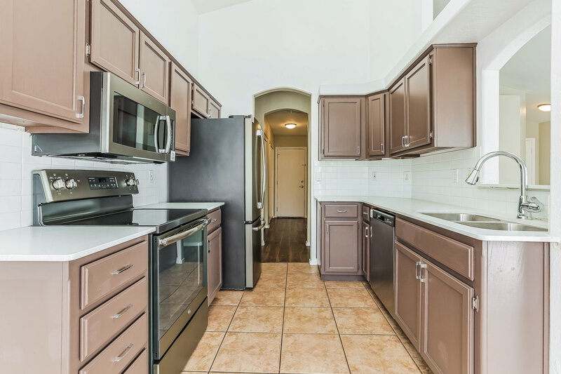 2,330/Mo, 1247 E Cindy St Chandler, AZ 85225 Kitchen View