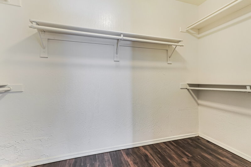 2,330/Mo, 1247 E Cindy St Chandler, AZ 85225 Walk In Closet View