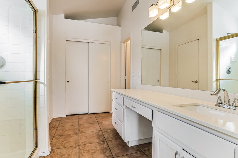 2,330/Mo, 1247 E Cindy St Chandler, AZ 85225 Bathroom View