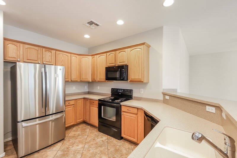 1,955/Mo, 26934 N 175th Ln Surprise, AZ 85387 Kitchen View