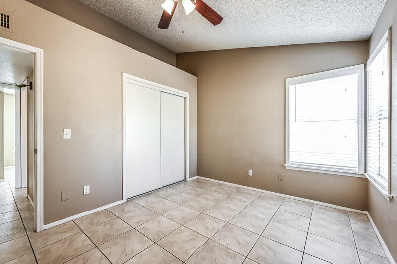 2,340/Mo, 1102 E Kerry Ln Phoenix, AZ 85024 Bedroom View 2