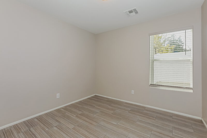 2,015/Mo, 1718 E Daniella Dr San Tan Valley, AZ 85140 Bedroom View 2