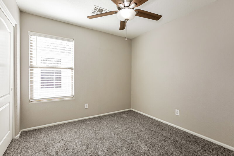 1,925/Mo, 4127 E Mica Rd San Tan Valley, AZ 85143 Bedroom View