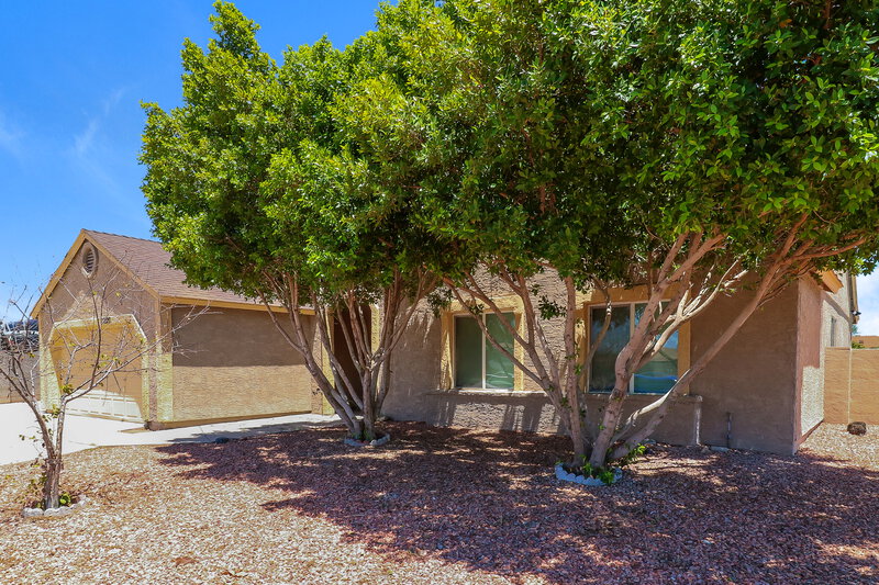 2,235/Mo, 15220 N 63rd Drive Glendale, AZ 85306 Front View