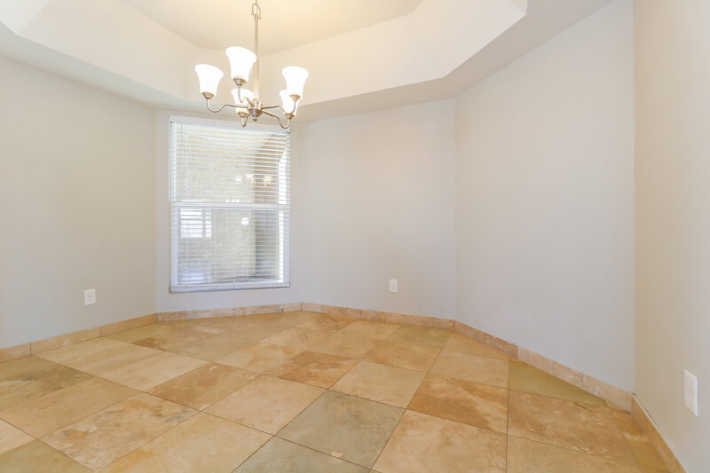 2,235/Mo, 15220 N 63rd Drive Glendale, AZ 85306 Dining Room View
