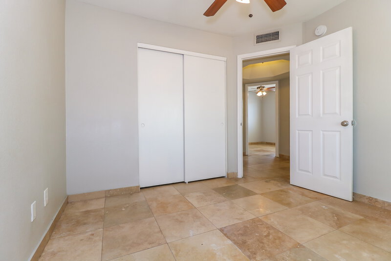 2,235/Mo, 15220 N 63rd Drive Glendale, AZ 85306 Bedroom View