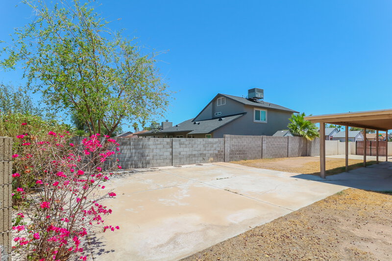 2,235/Mo, 15220 N 63rd Drive Glendale, AZ 85306 Rear View 2