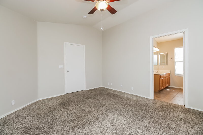 2,025/Mo, 914 S Vegas Mesa, AZ 85208 Main Bedroom View