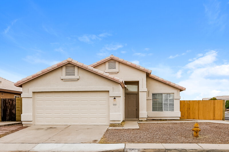1,905/Mo, 2003 N 89th Dr Phoenix, AZ 85037 External View
