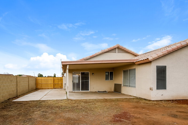 1,905/Mo, 2003 N 89th Dr Phoenix, AZ 85037 Rear View