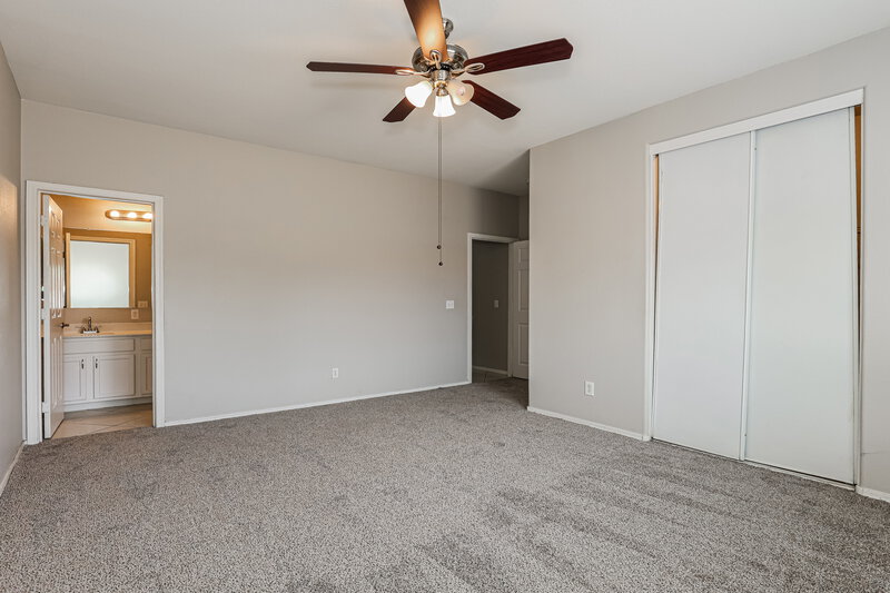 1,895/Mo, 6622 W Riva Road Phoenix, AZ 85043 Main Bedroom View 2